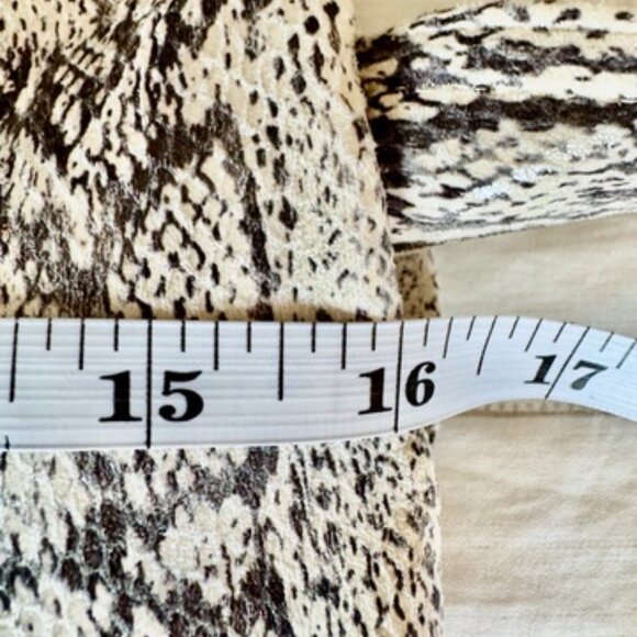 Avec Les Filles Snake Print Heavy Double Breasted Trench Coat NWOT - Picture 15 of 16